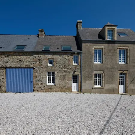 Maison De Louise *